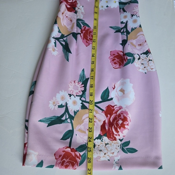 Floral Off-Shoulder Guess Pink Dress - Picture 4 of 9